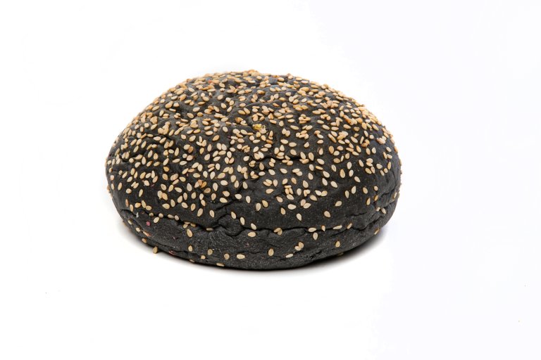 Black Sesame Bun 45x80 gr