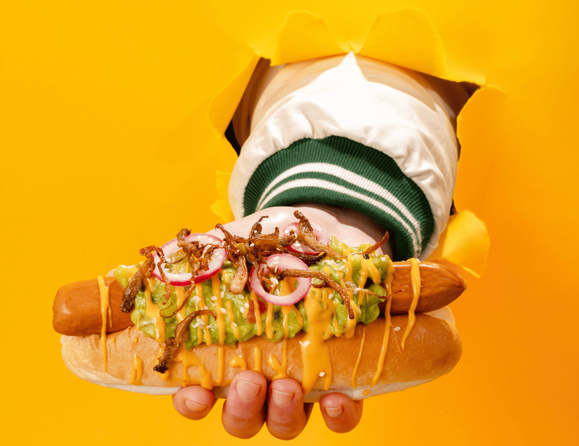 Découvrez nos recettes de hot-dogs | Hot-dog à la main | LA Streetfood