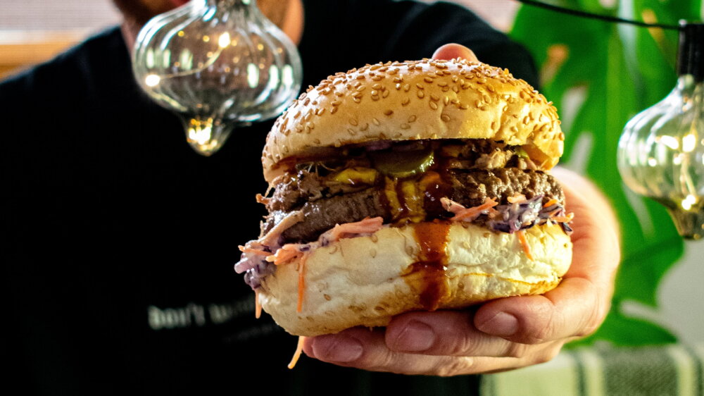 Southern Pork &rsquo;n Beef Burger | LA Streetfood