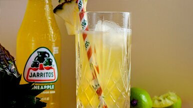 Jarritos Cocktail: Ananas Caipirinha