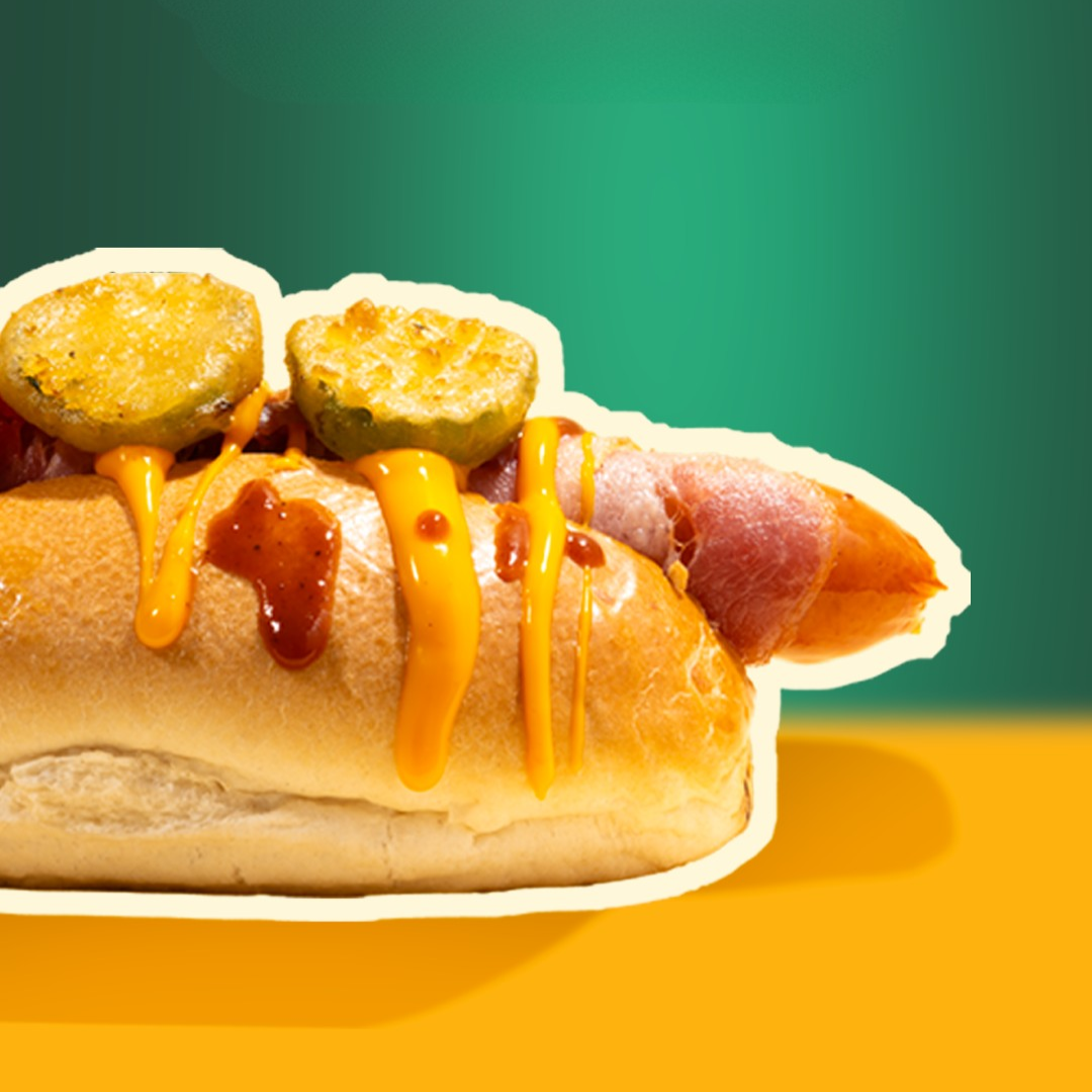 Hotdog met de Original fried pickle | LA Streetfood