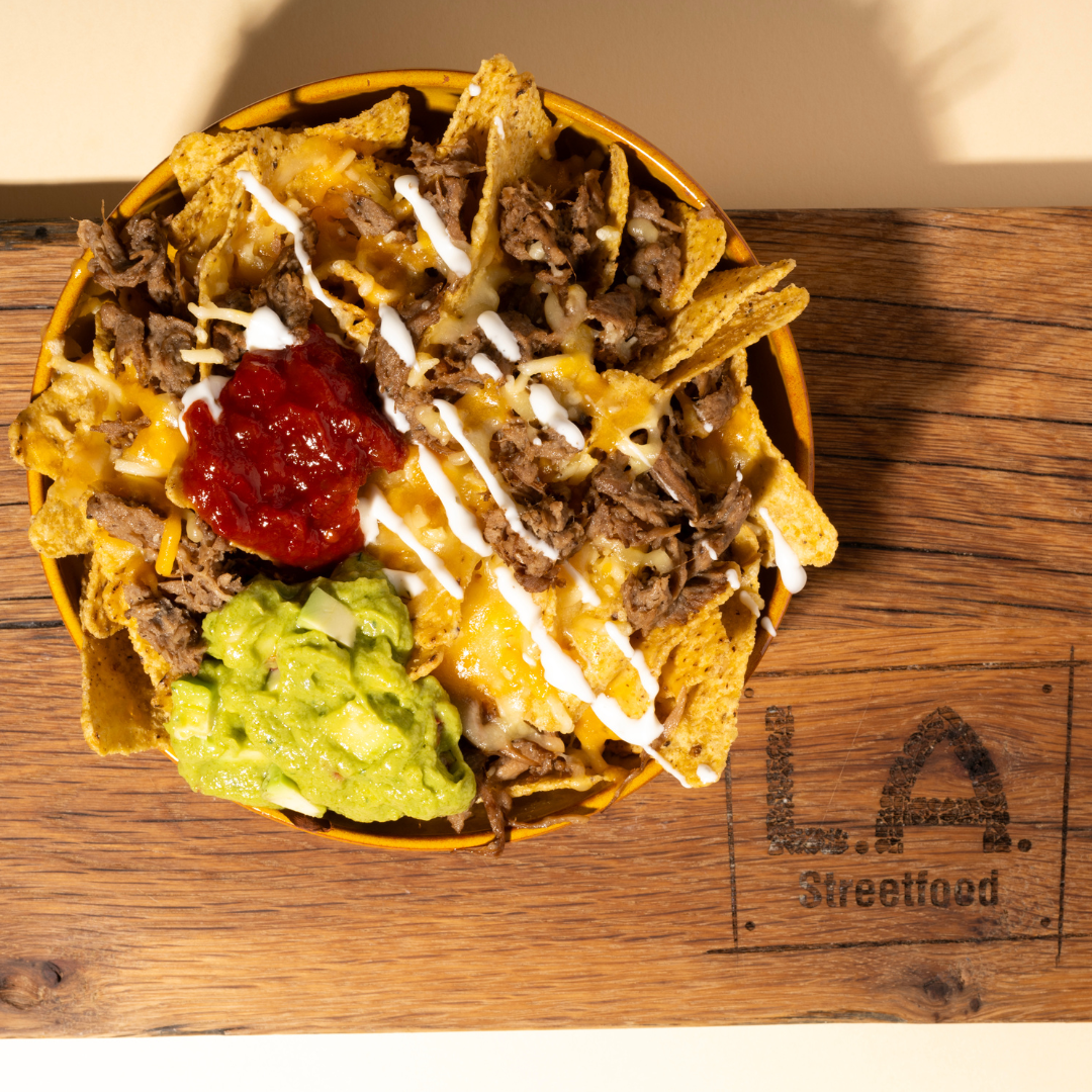 Nacho's met mexican Green Sauce | LA Streetfood