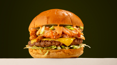 Korean Gochujang Burger met Kimchi | LA Streetfood