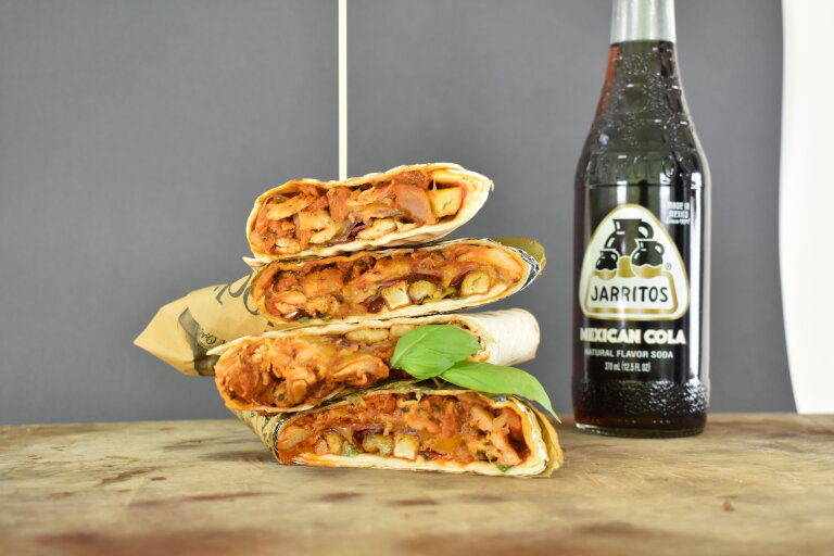 Burrito wrap tortilla avec poulet | LA Streetfood