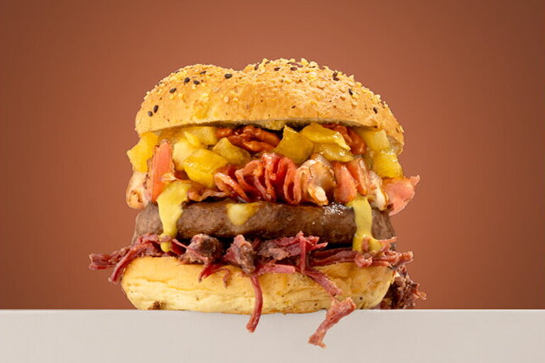 Maple Bacon Juicy Lucy Burger | LA Streetfood