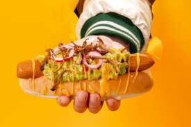  Hot-dog Robin des Bois avec saucisse v&eacute;g&eacute;talienne | LA Streetfood