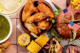 Tranche de boisson avec ailes de poulet - Catering snack | LA Streetfood