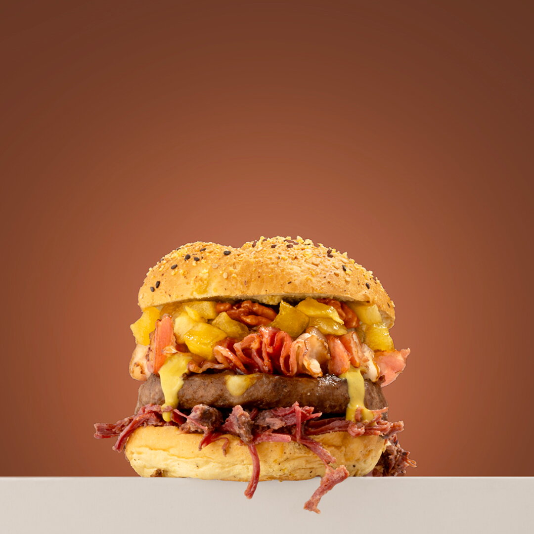 Maple Bacon Juicy Lucy Burger | LA Streetfood