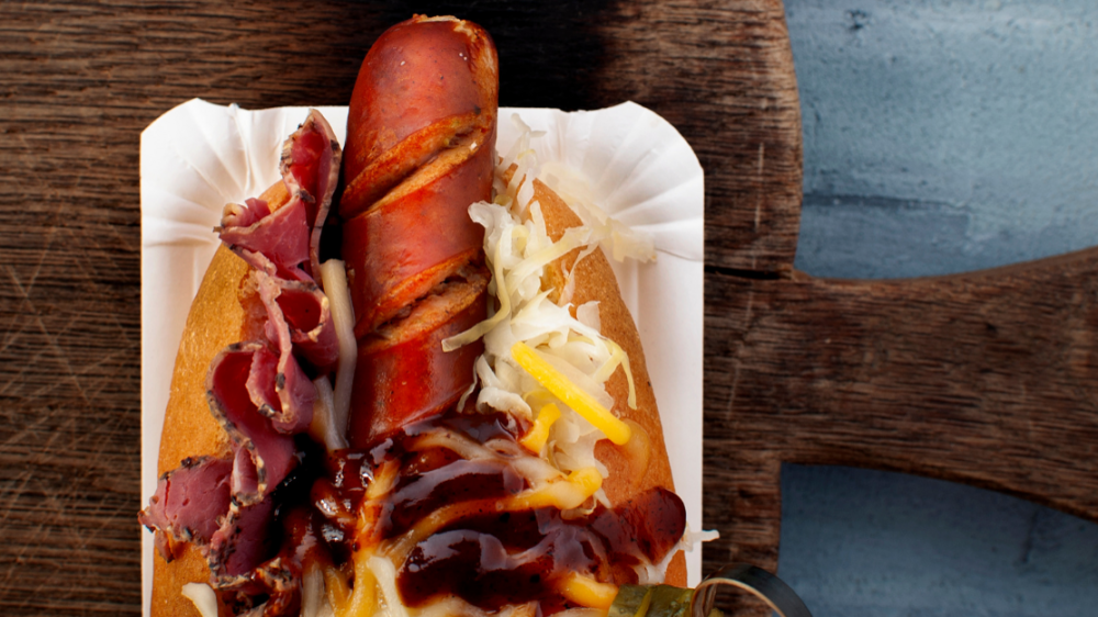 Pastrami Hotdog | LA Streetfood