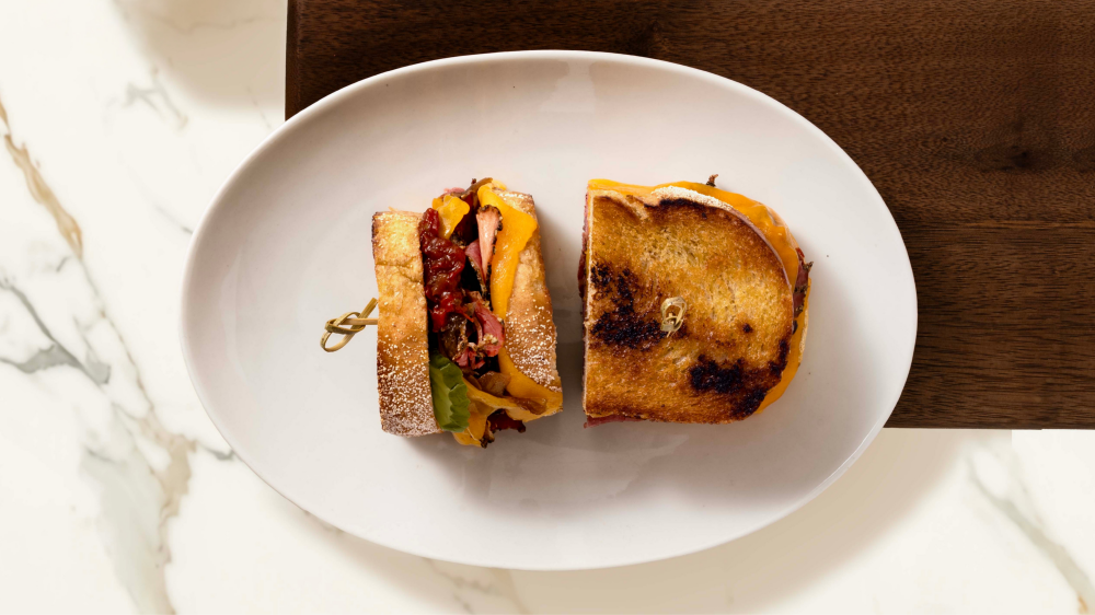 Recept: Whipped Goat Cheese Toast met Ballymaloe Relish | LA Streetfood