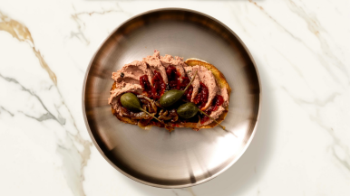 Recept: Whipped Goat Cheese Toast met Ballymaloe Relish | LA Streetfood