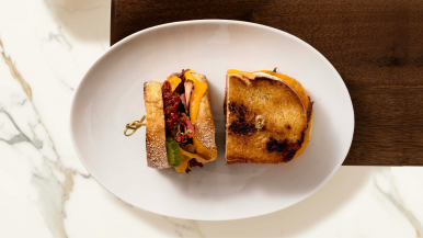 Recept: Whipped Goat Cheese Toast met Ballymaloe Relish | LA Streetfood