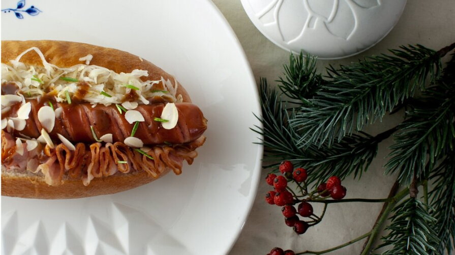 Checkpoint Charlie Hotdog | LA Streetfood