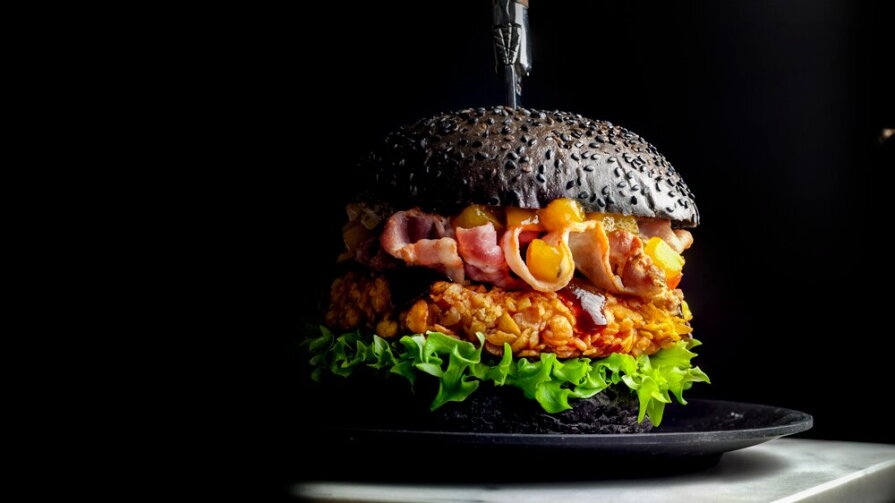 Crunchy Chicken Burger – Tropical Style | LA Streetfood